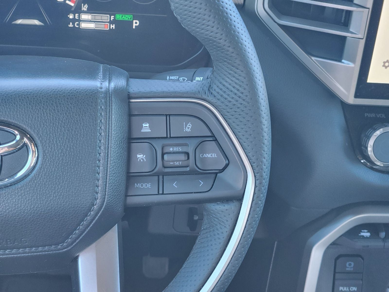 2025 Toyota Tundra Hybrid Limited CrewMax 6.4' Bed