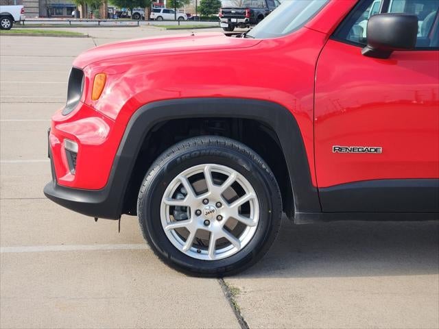 2023 Jeep Renegade Latitude 4x4