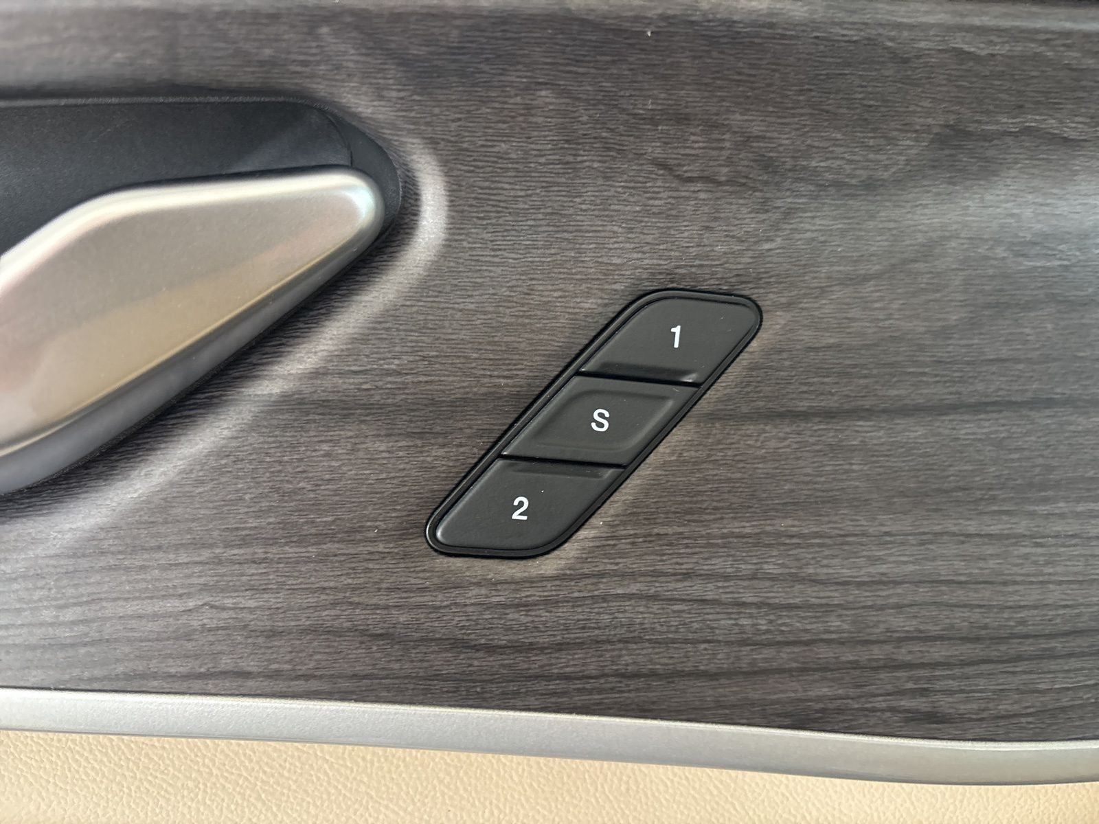 2022 Jeep Grand Cherokee L Limited 4x2