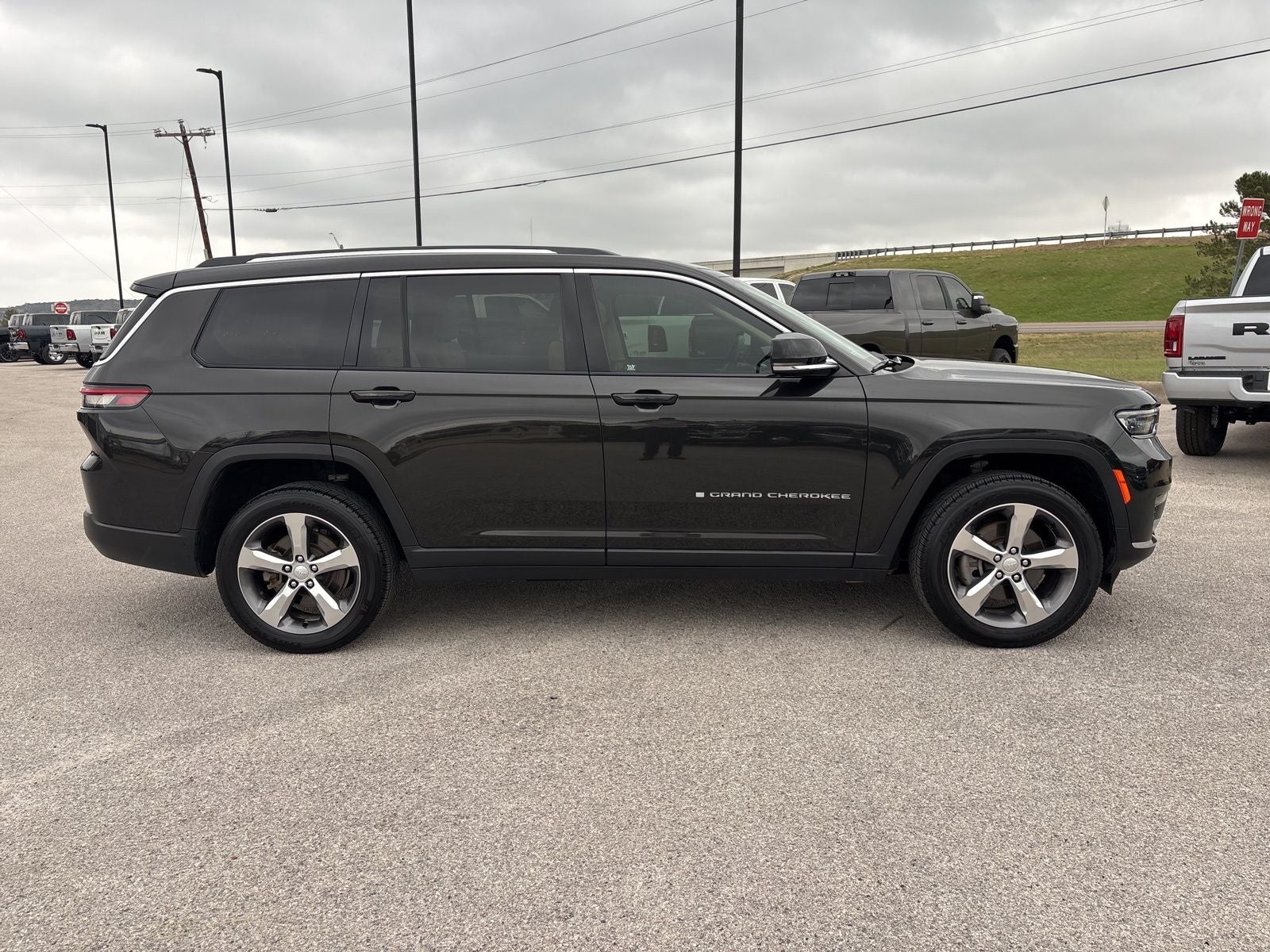 2022 Jeep Grand Cherokee L Limited 4x2