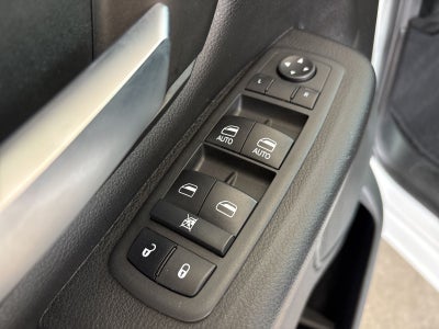 2022 RAM Ram 1500 Tradesman Crew Cab 4x2 6'4' Box