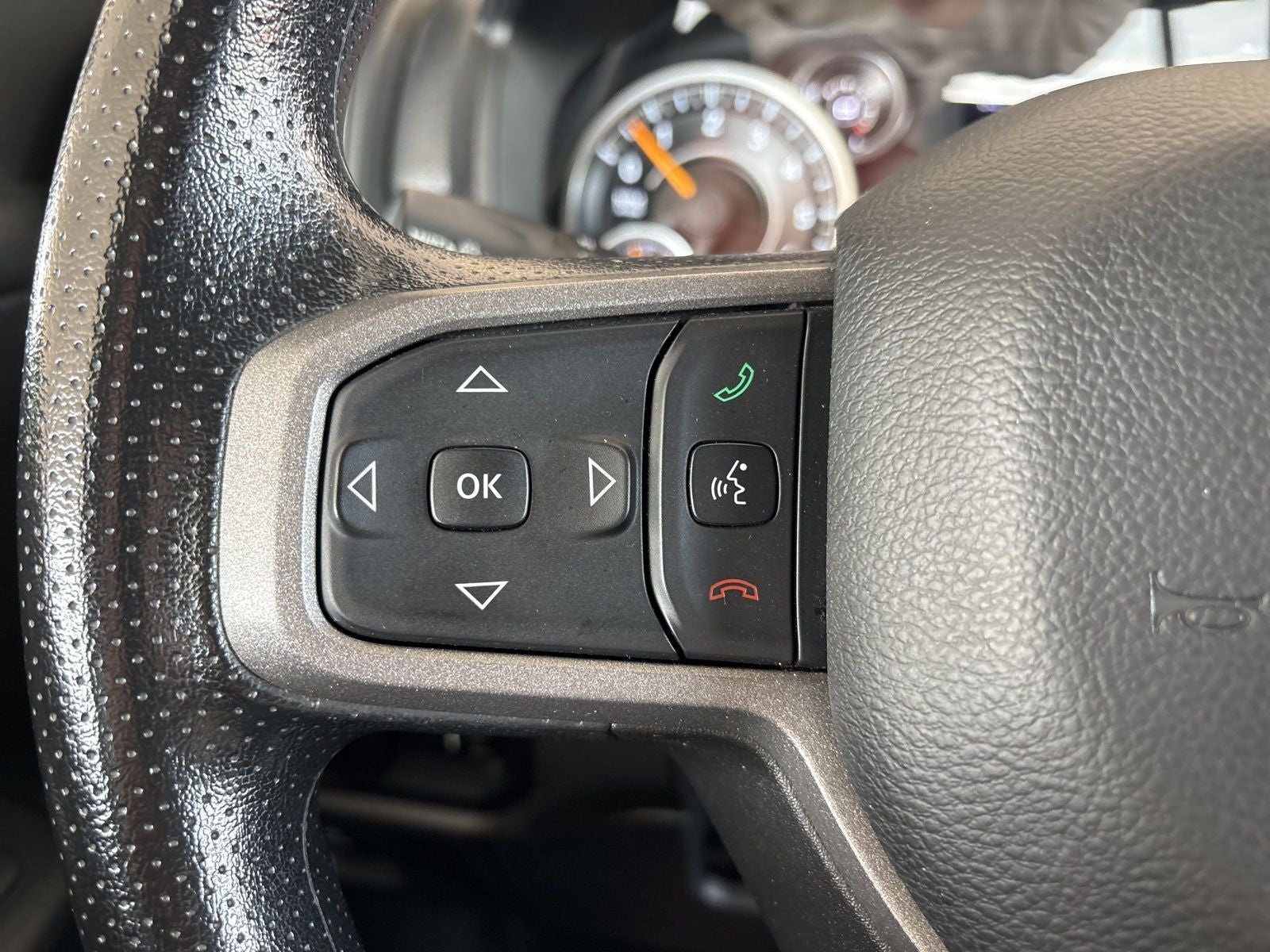 2022 RAM Ram 1500 Tradesman Crew Cab 4x2 6'4' Box