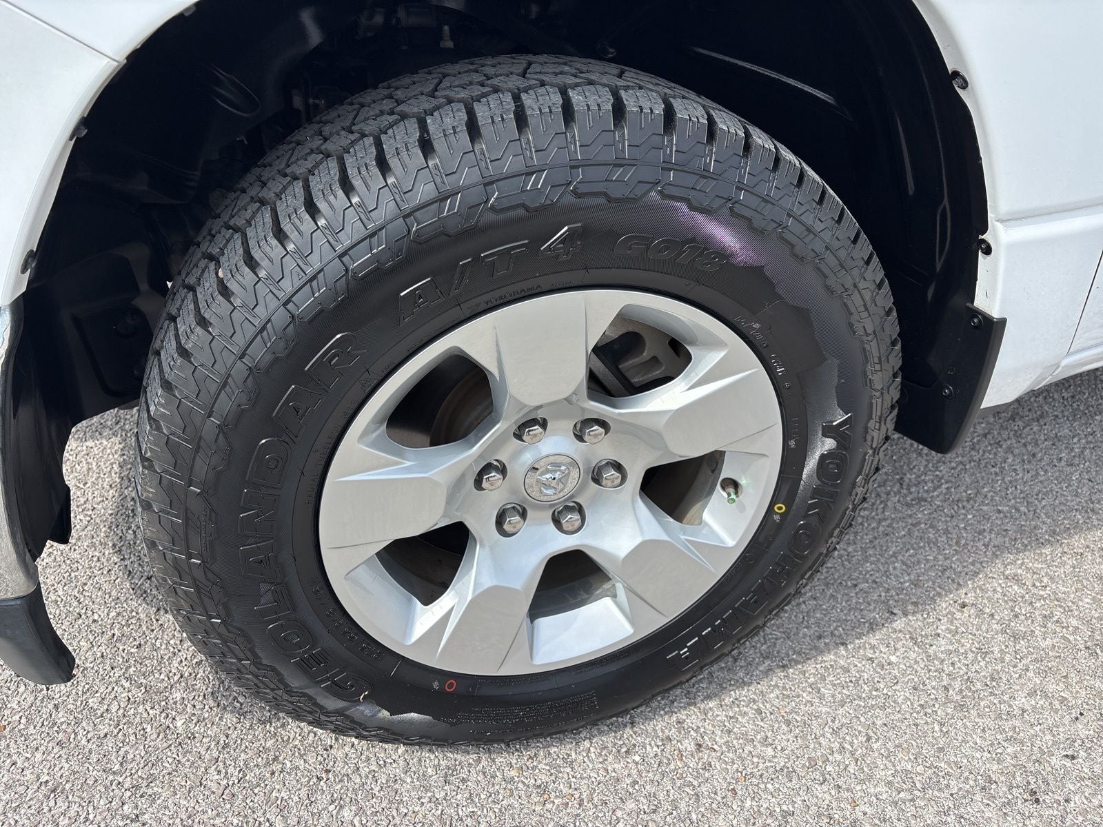 2022 RAM Ram 1500 Tradesman Crew Cab 4x2 6'4' Box