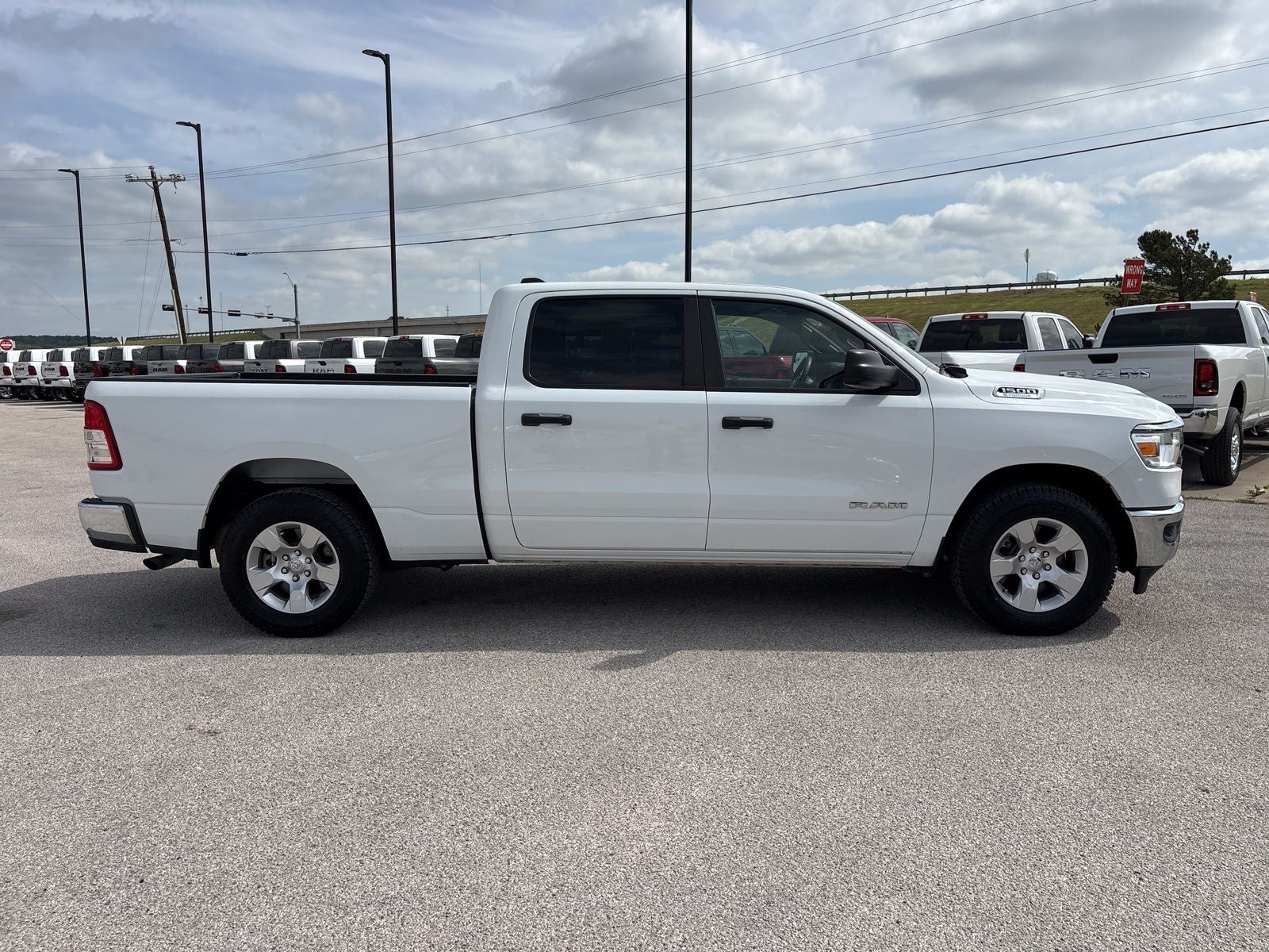 2022 RAM Ram 1500 Tradesman Crew Cab 4x2 6'4' Box