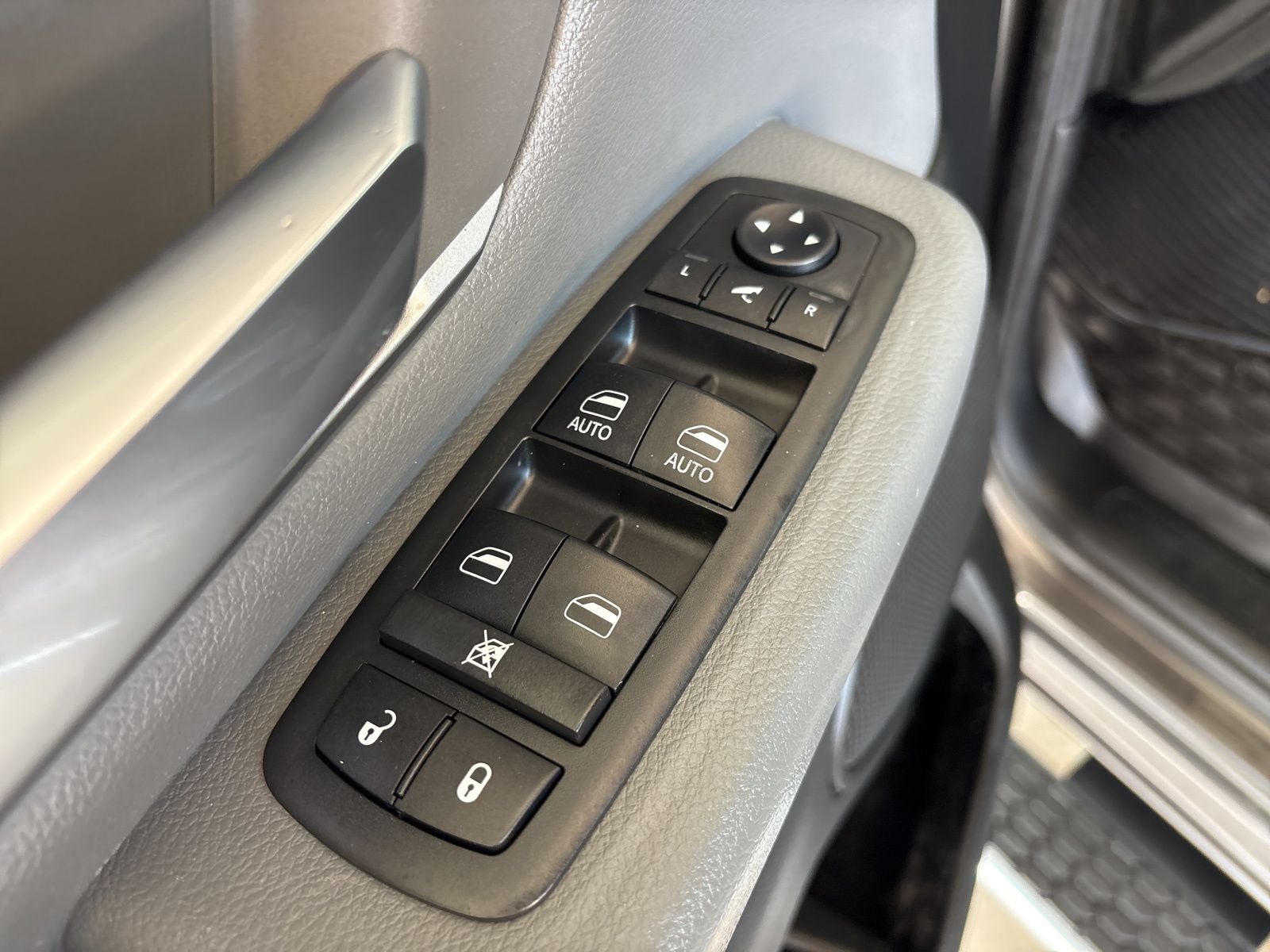 2019 RAM Ram 1500 Big Horn/Lone Star Crew Cab 4x4 5'7' Box