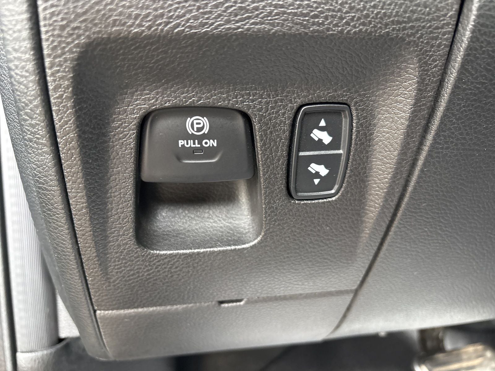 2021 RAM Ram 1500 Limited Crew Cab 4x4 5'7' Box