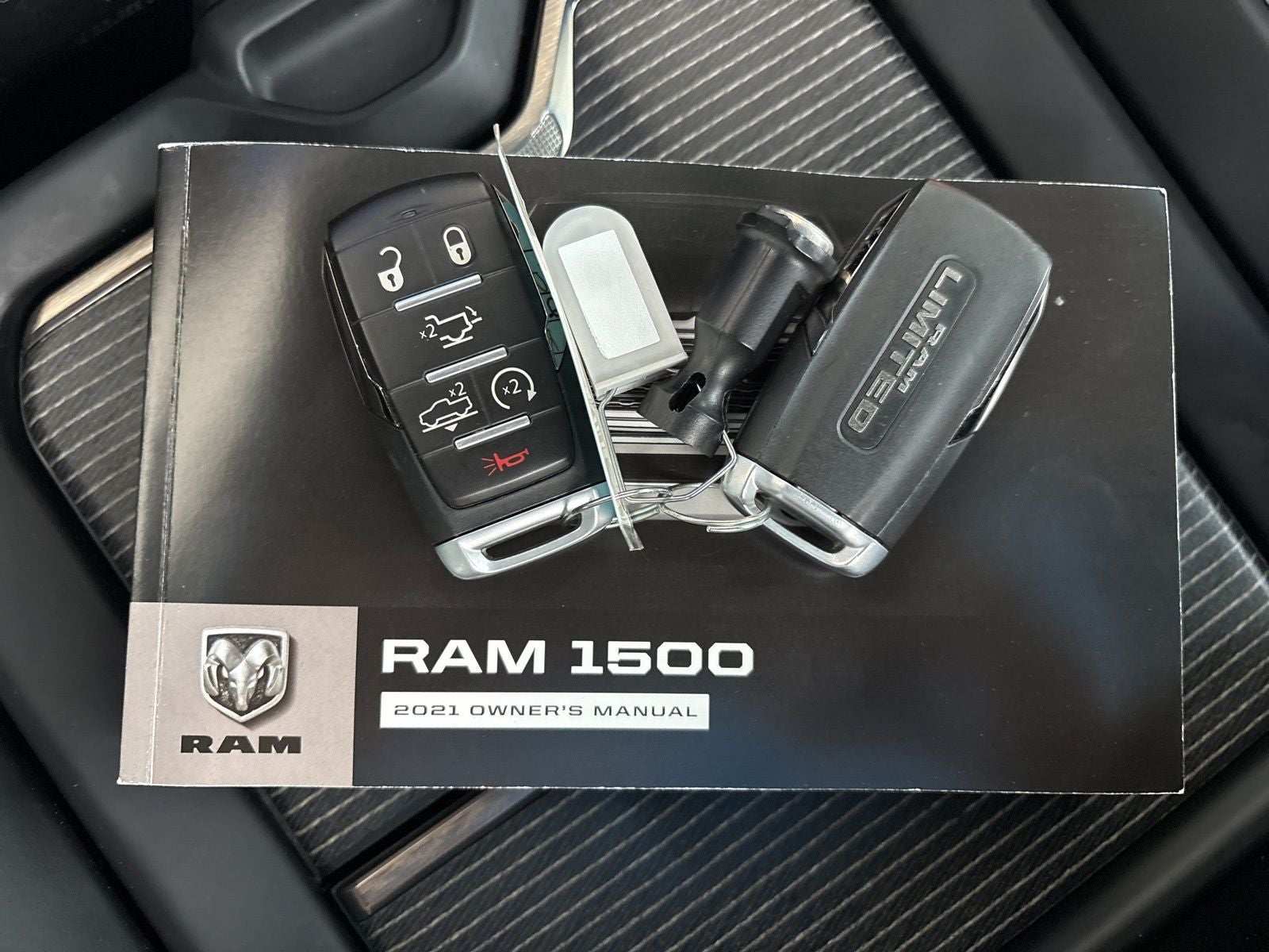 2021 RAM Ram 1500 Limited Crew Cab 4x4 5'7' Box