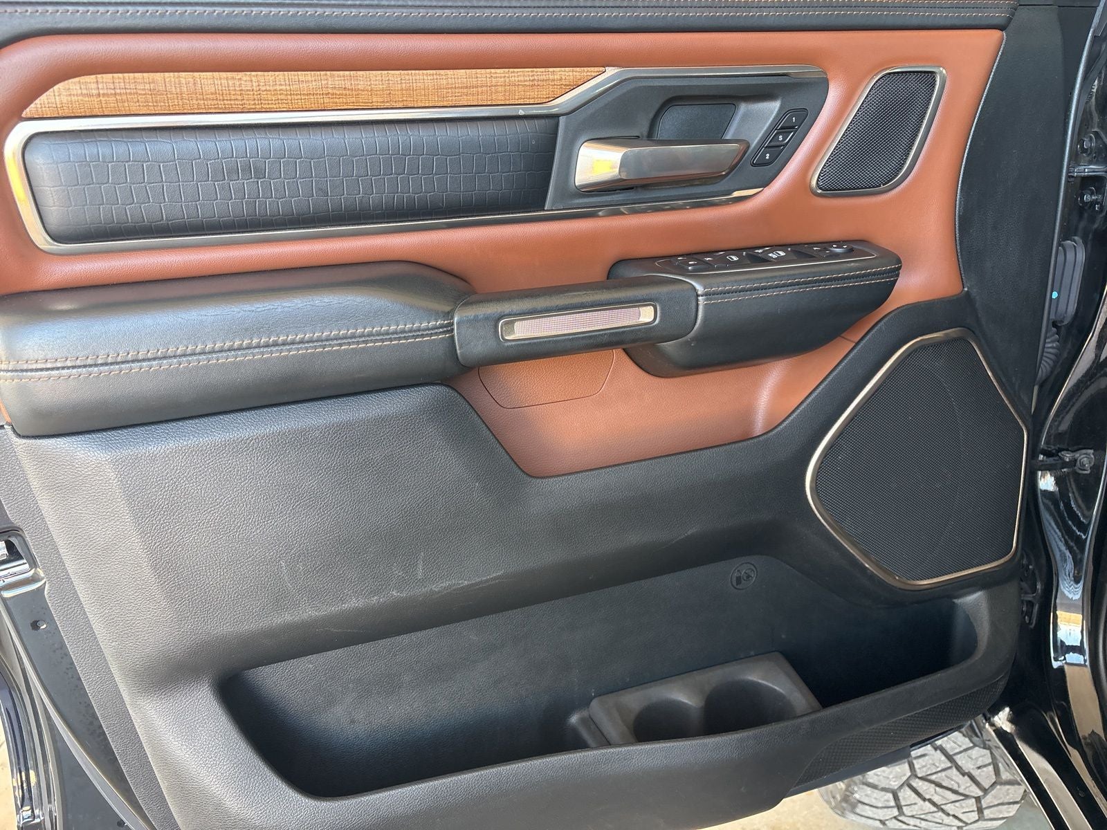 2019 RAM Ram 1500 Longhorn Crew Cab 4x4 5'7' Box