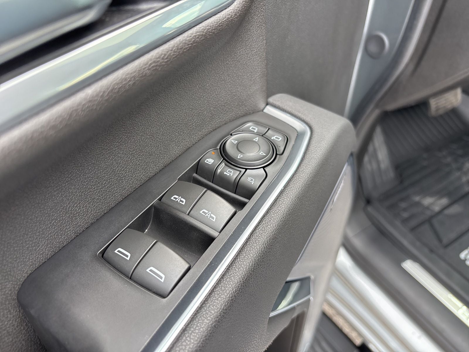 2025 Chevrolet Silverado 2500HD 4WD Crew Cab Standard Bed High Country