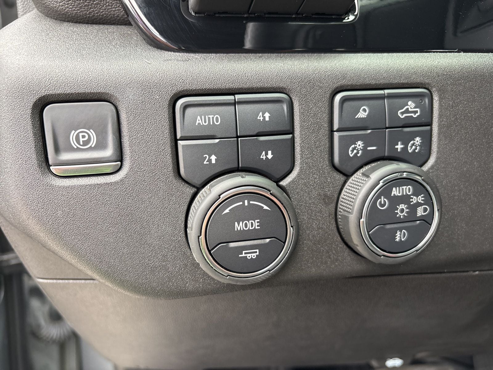 2025 Chevrolet Silverado 2500HD 4WD Crew Cab Standard Bed High Country