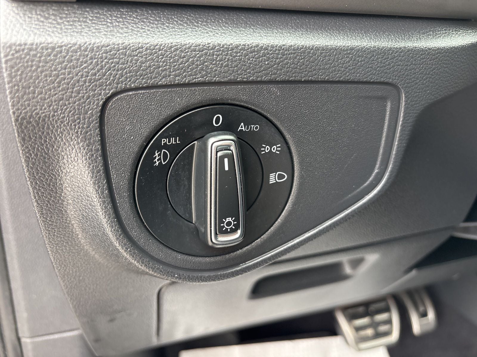 2019 Volkswagen Atlas 3.6L V6 SEL R-Line