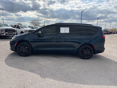 2023 Chrysler Pacifica Touring L AWD