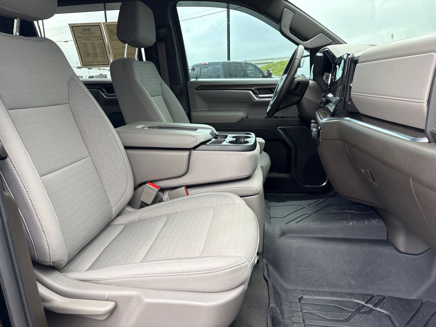2025 Chevrolet Silverado 1500 2WD Crew Cab Short Bed LT