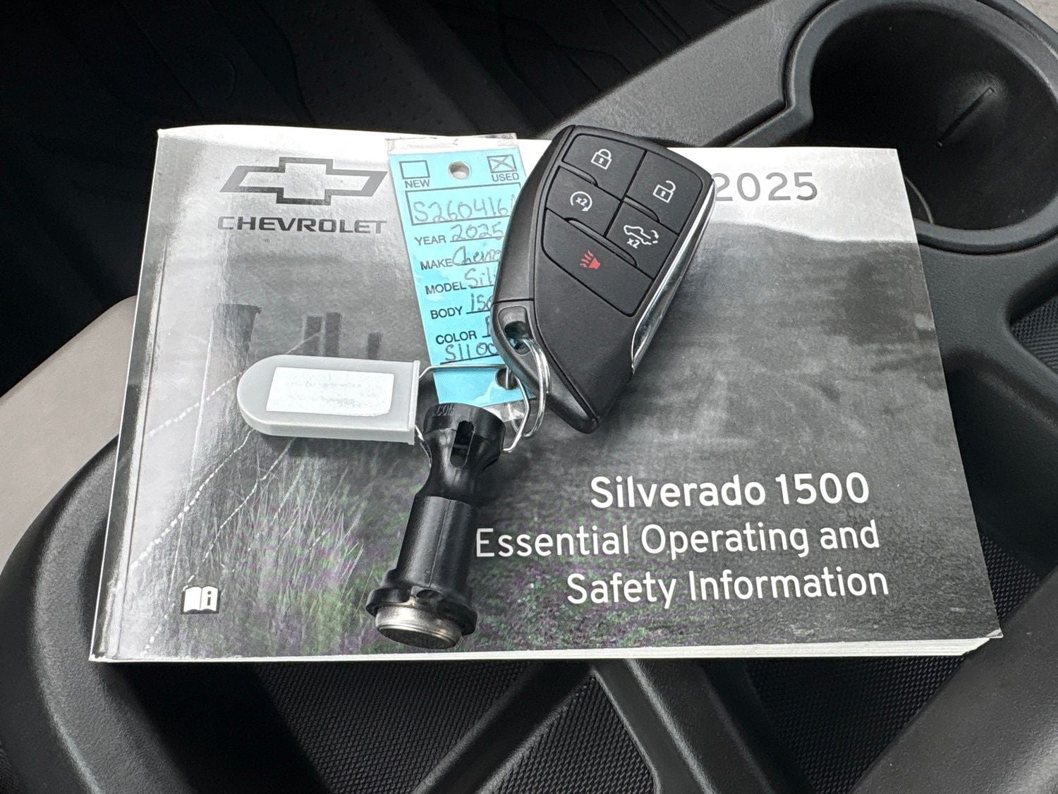 2025 Chevrolet Silverado 1500 2WD Crew Cab Short Bed LT