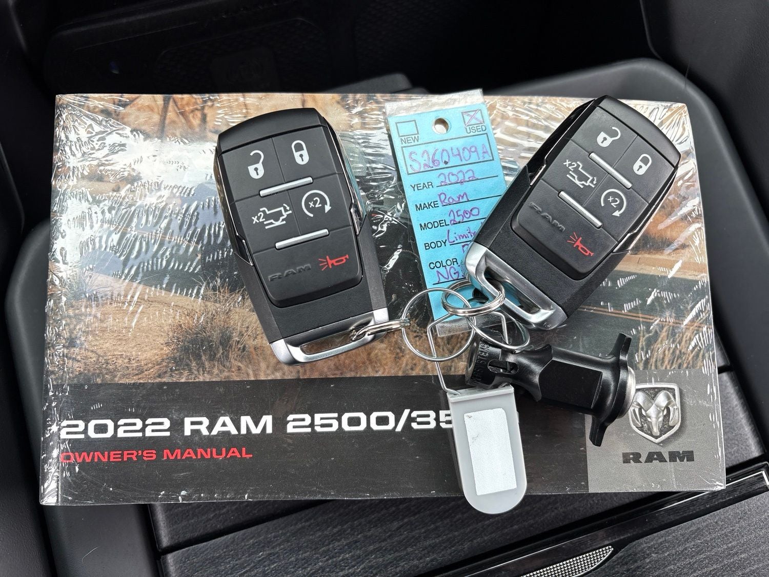 2022 RAM Ram 2500 Limited Mega Cab 4x4 6'4' Box