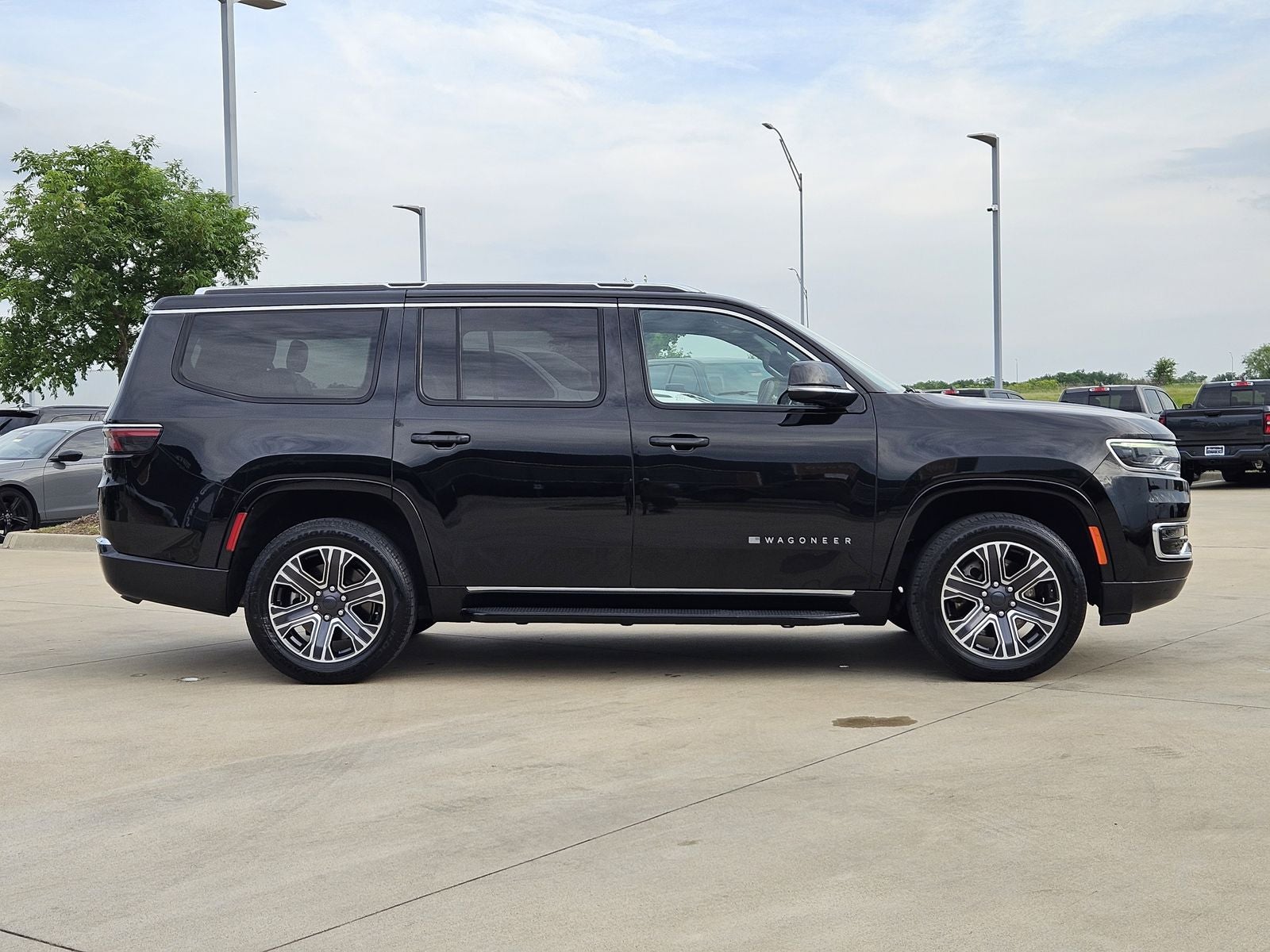 2024 Jeep Wagoneer Series II 4x2
