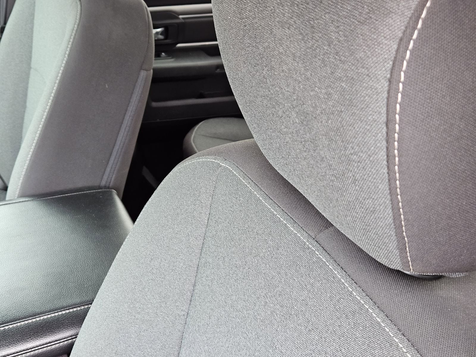 2024 RAM 1500 Classic Warlock Crew Cab 4x4 5'7' Box