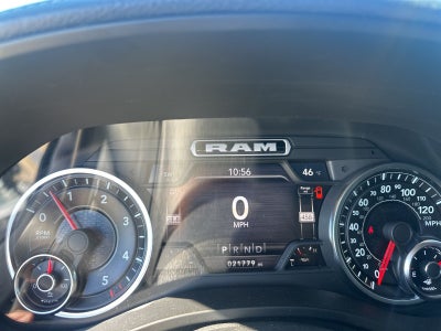 2022 RAM Ram 1500 Laramie Crew Cab 4x2 5'7' Box