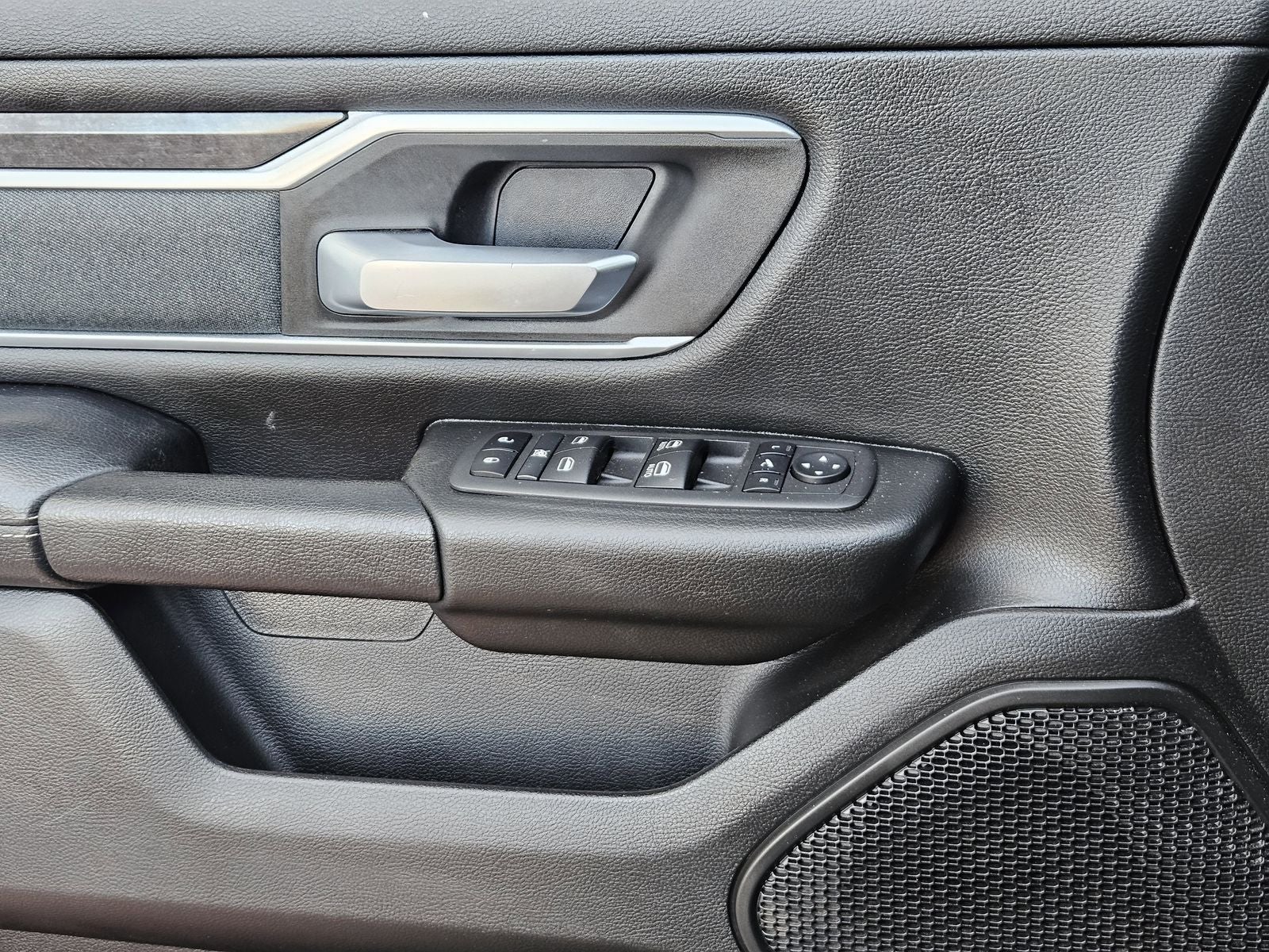 2023 RAM Ram 1500 Lone Star Crew Cab 4x4 5'7' Box