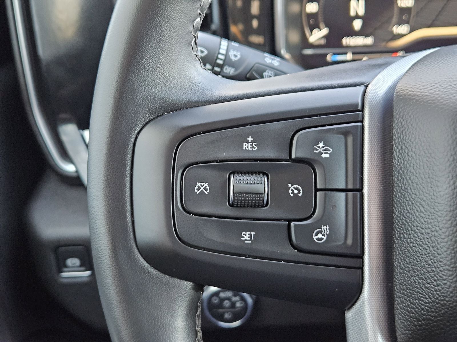 2024 GMC Sierra 2500HD 4WD Crew Cab Standard Bed SLT