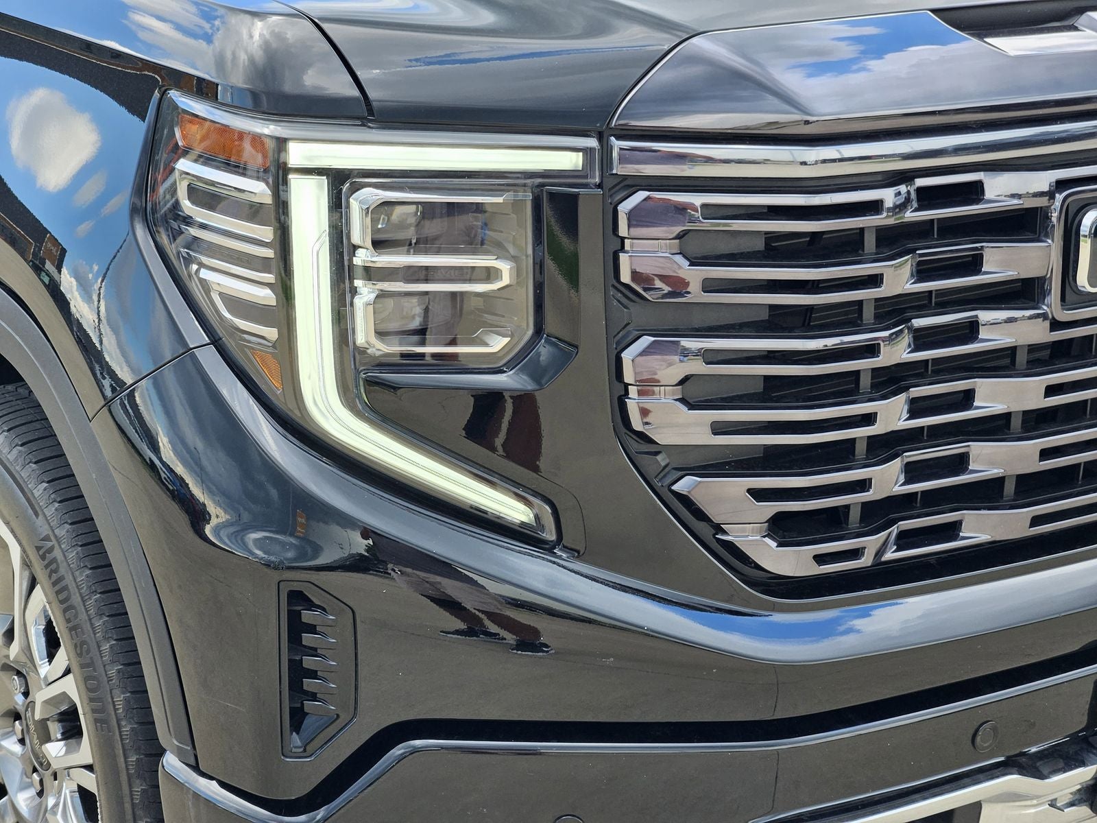 2023 GMC Sierra 1500 4WD Crew Cab Short Box Denali Ultimate