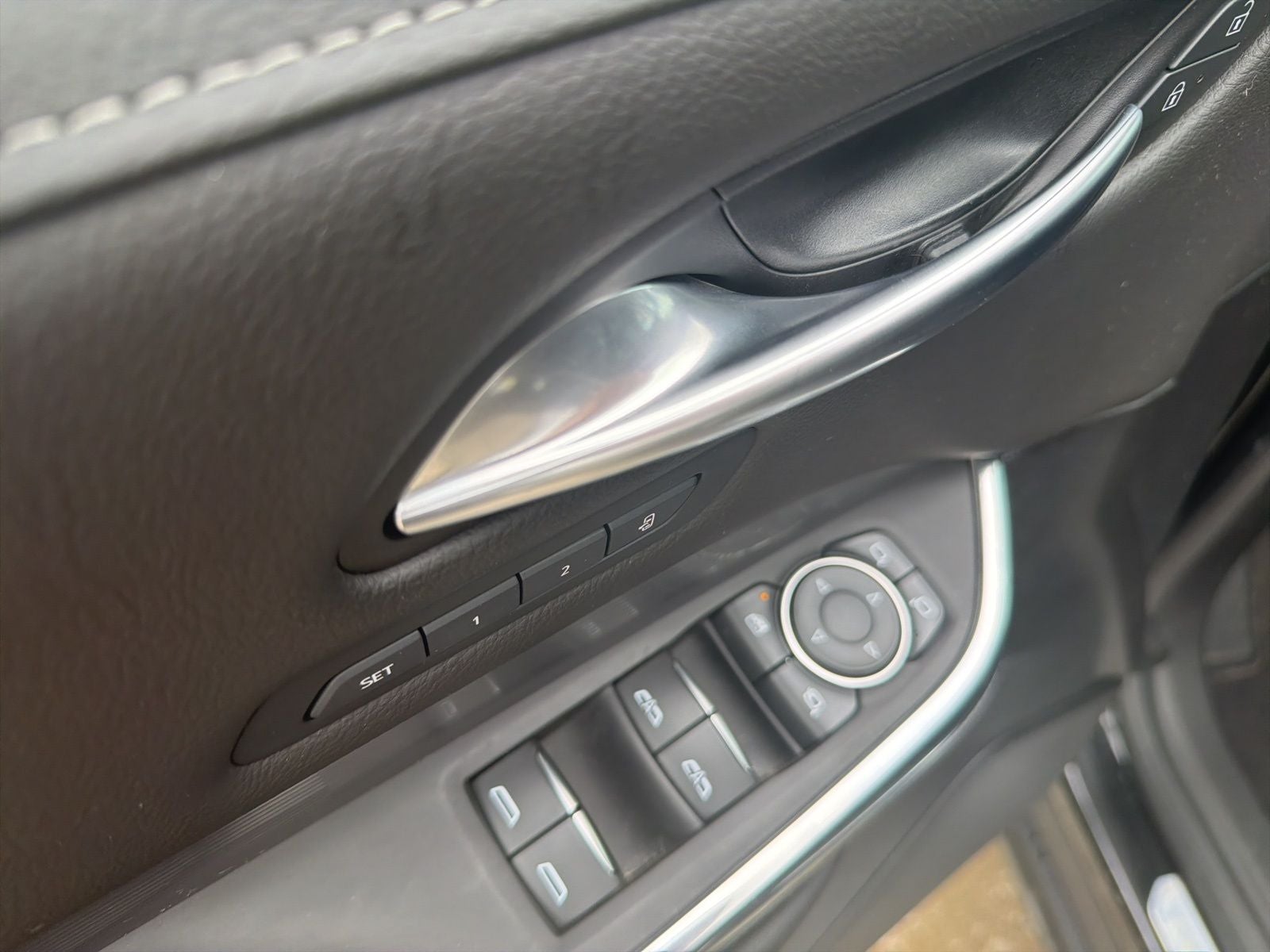 2024 Cadillac XT4 FWD Premium Luxury