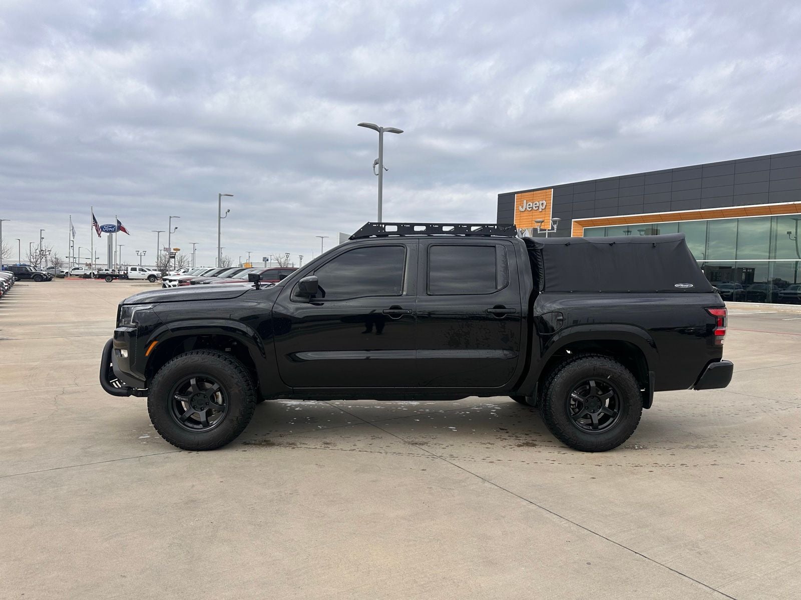 2022 Nissan Frontier Crew Cab SV 4x2