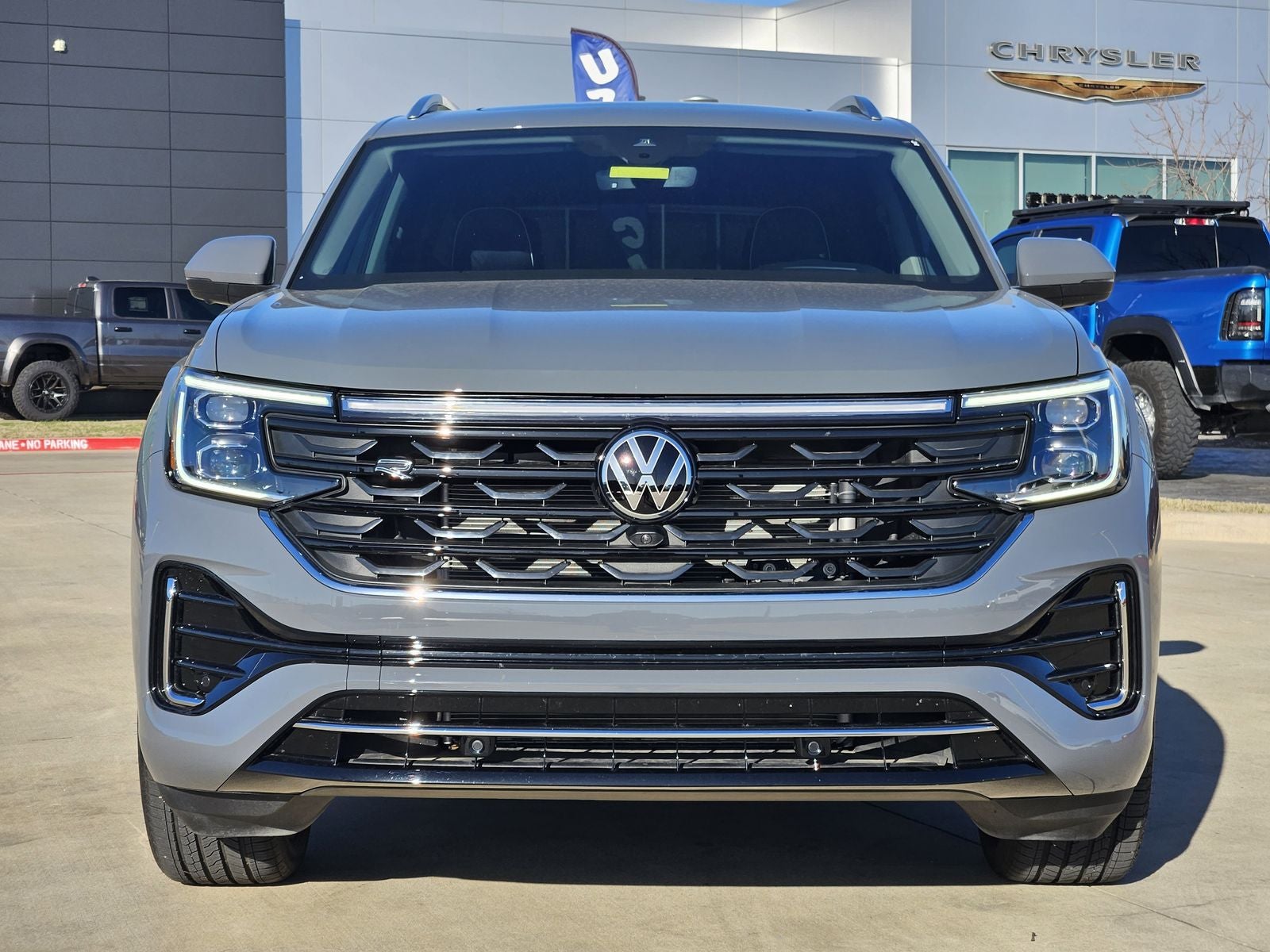 2025 Volkswagen Atlas 2.0T SEL Premium R-Line