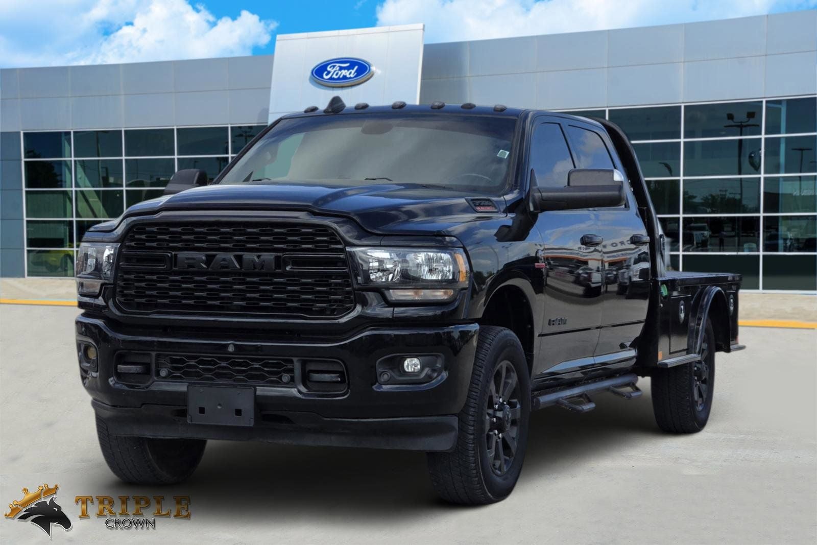 2022 RAM Ram 3500 Big Horn Crew Cab 4x4 8' Box