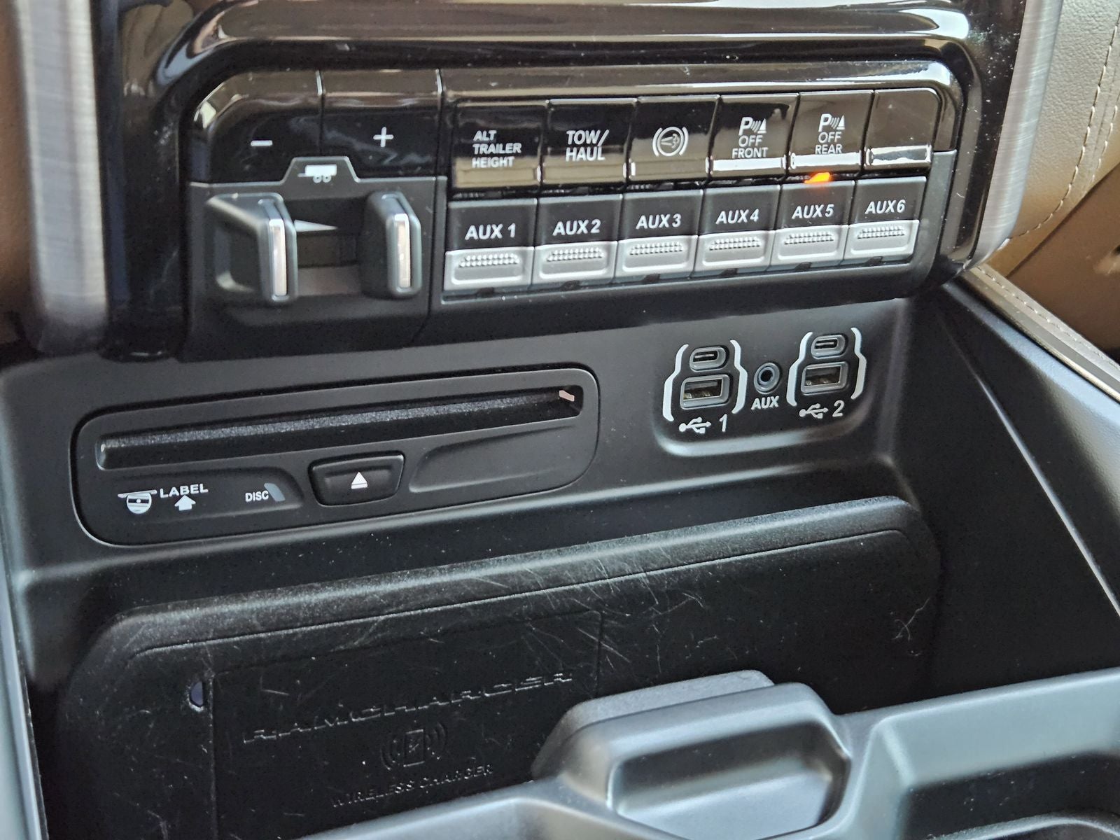 2019 RAM Ram 3500 Longhorn Mega Cab 4x4 6'4' Box