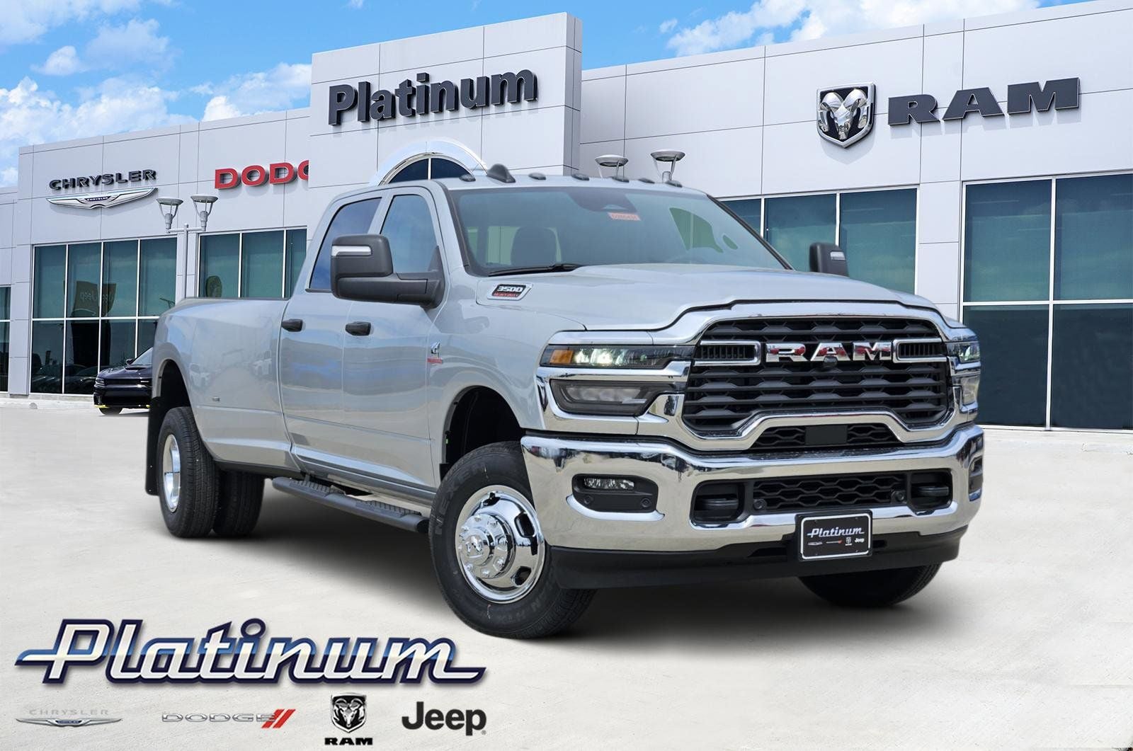 2026 RAM Ram 3500 Tradesman Crew Cab 4x4 8' Box