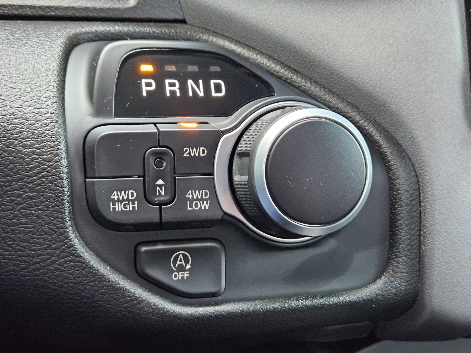 2026 RAM Ram 1500 Express Crew Cab 4x4 5'7' Box