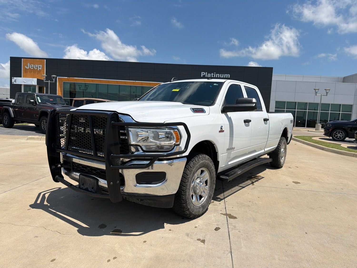 2022 RAM Ram 2500 Tradesman Crew Cab 4x4 8' Box