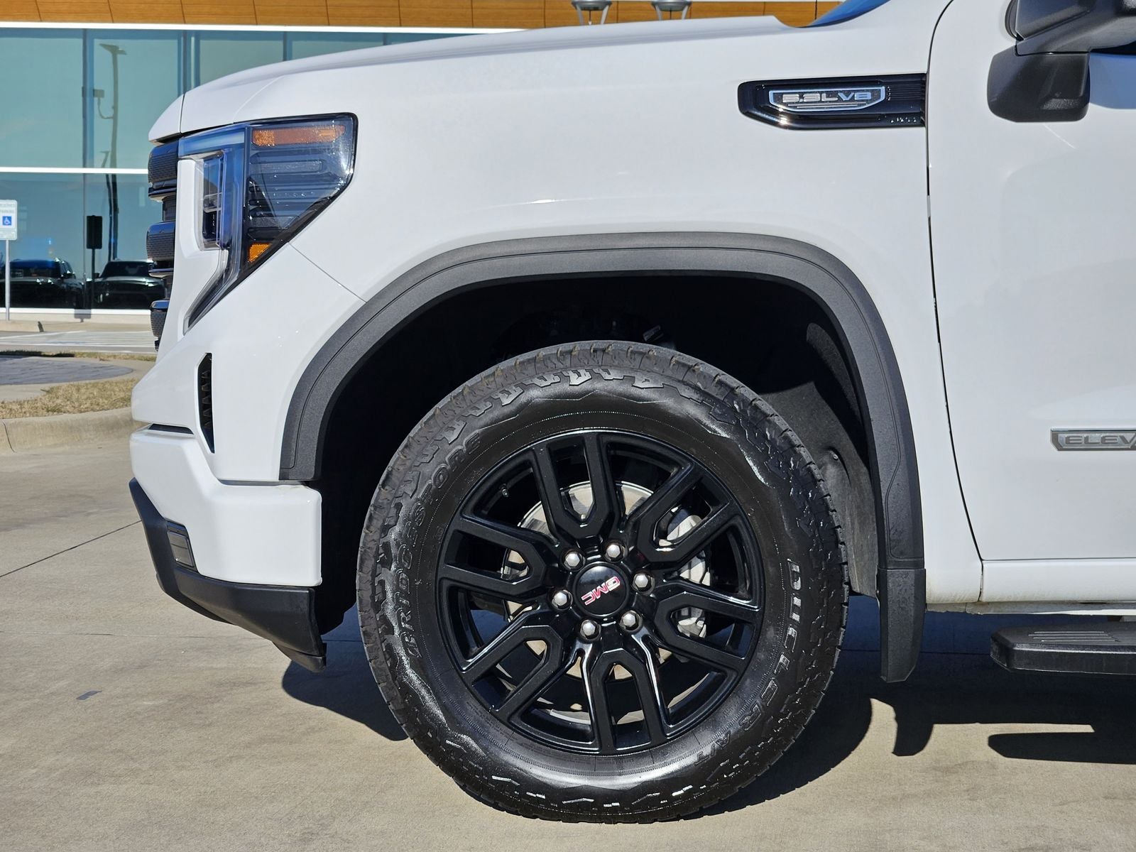 2024 GMC Sierra 1500 4WD Crew Cab Short Box Elevation with 3SB