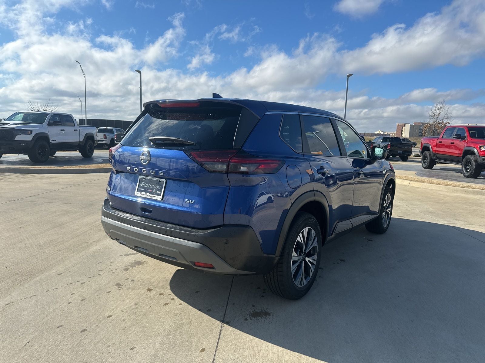 2023 Nissan Rogue SV FWD