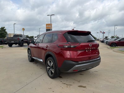 2023 Nissan Rogue SL FWD