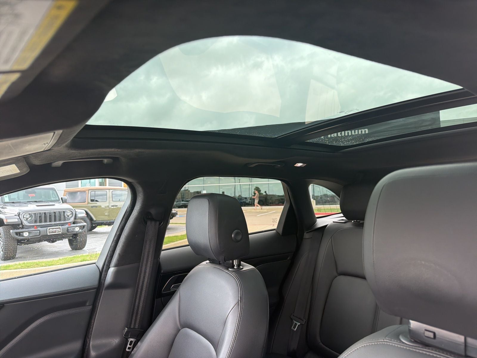 2019 Jaguar F-PACE 25t Premium