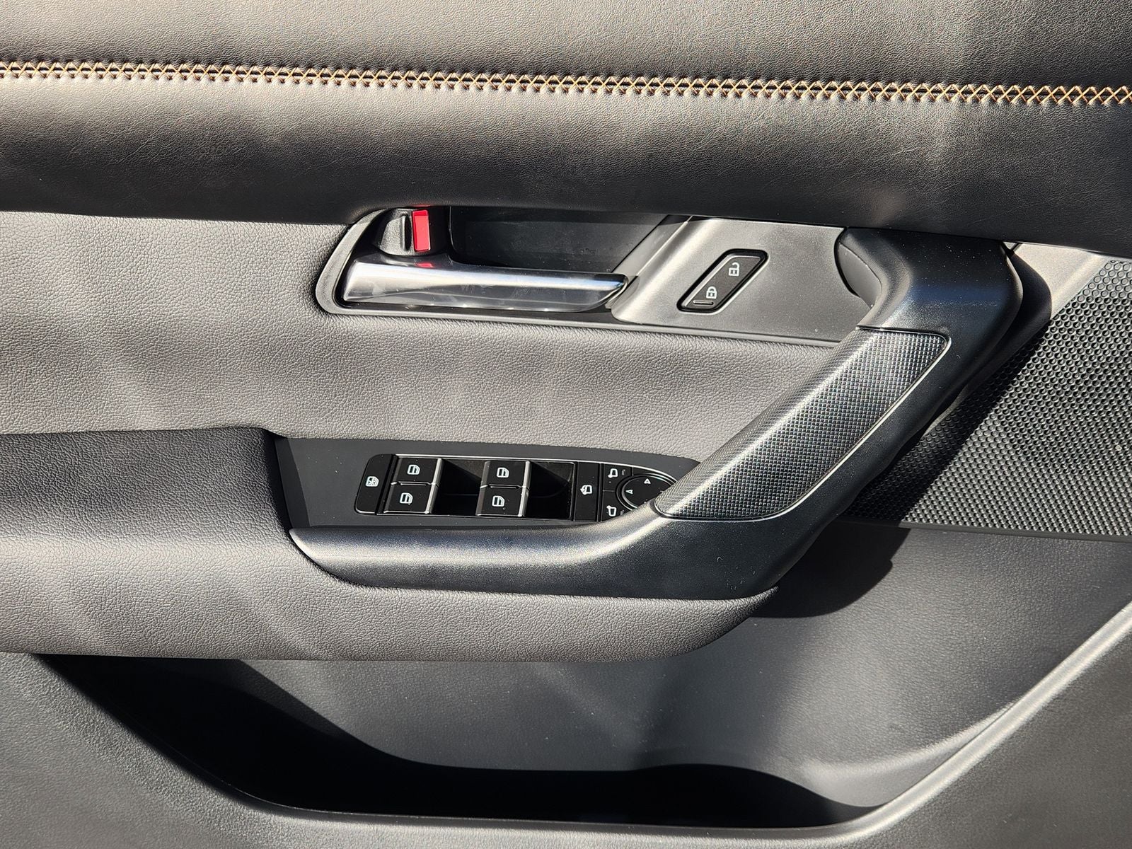 2026 Mazda Mazda CX-50 Hybrid Premium Plus