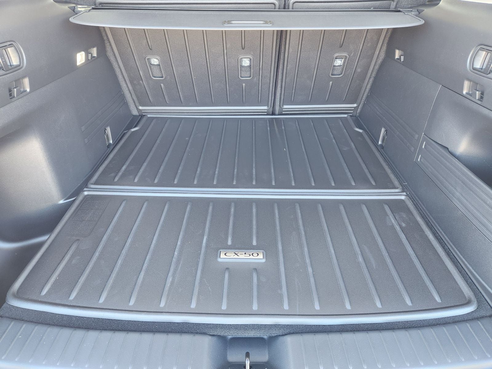 2026 Mazda Mazda CX-50 Hybrid Premium Plus