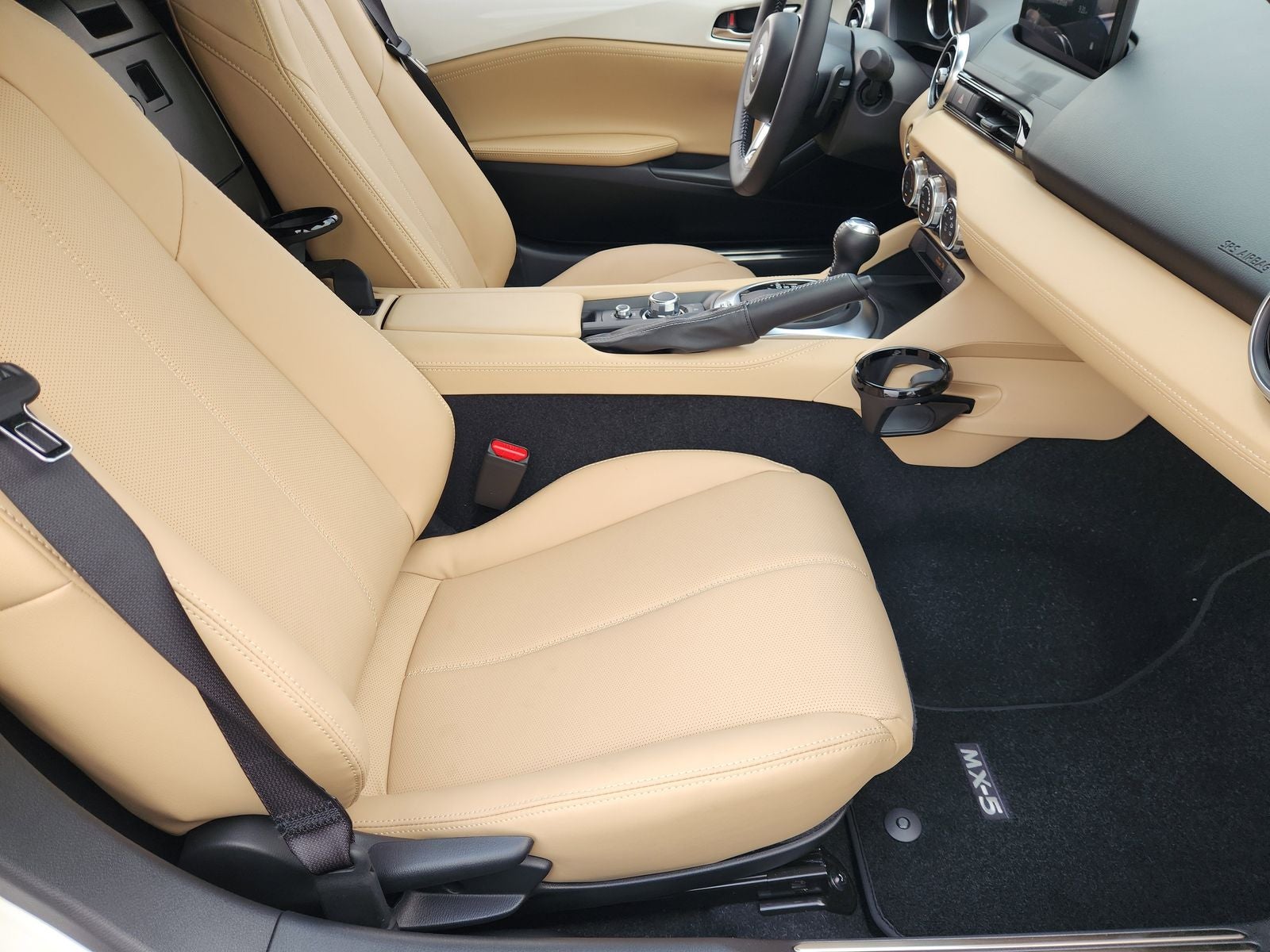 2026 Mazda Mazda MX-5 Miata RF Grand Touring