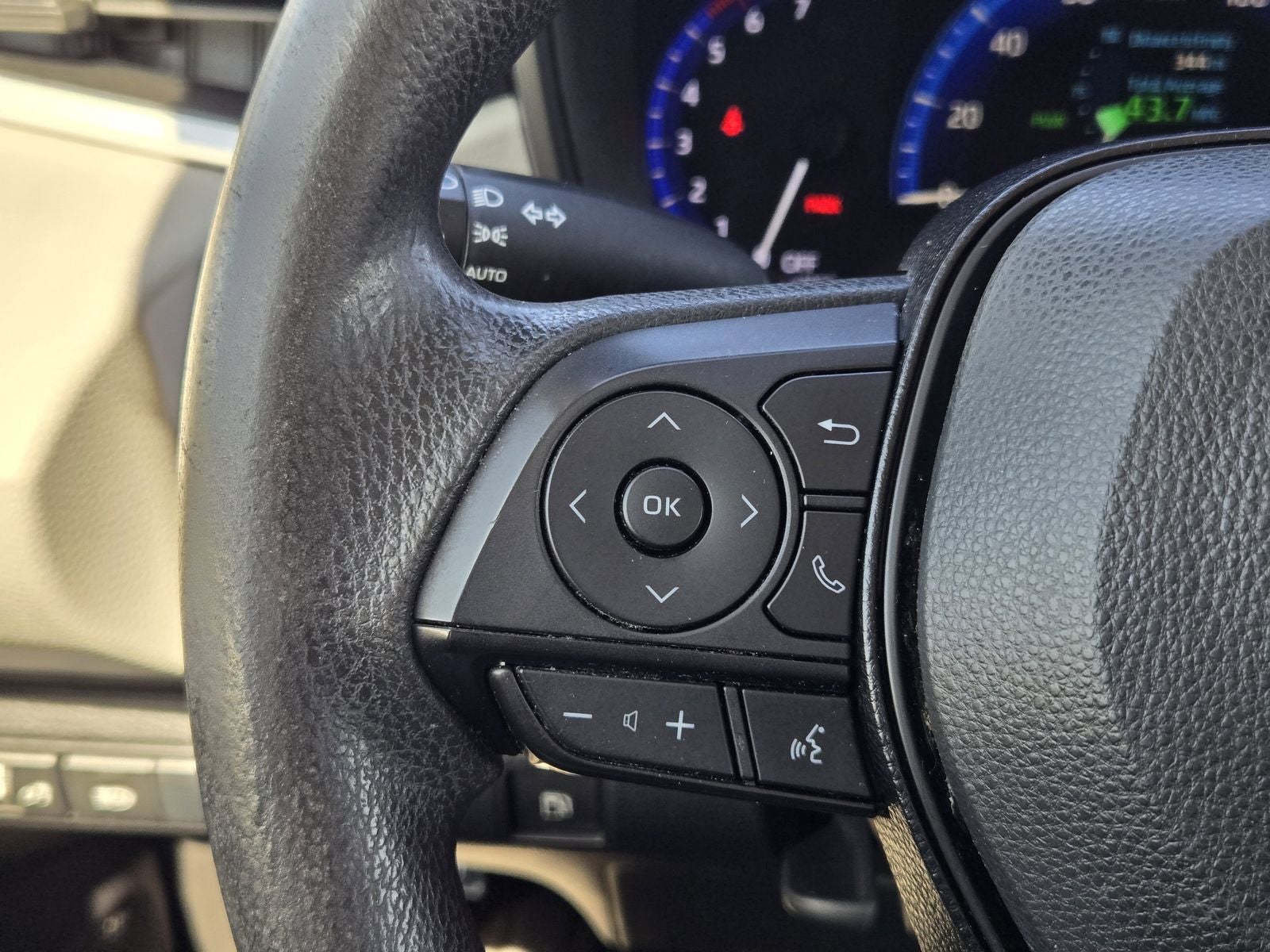 2020 Toyota Corolla Hybrid LE