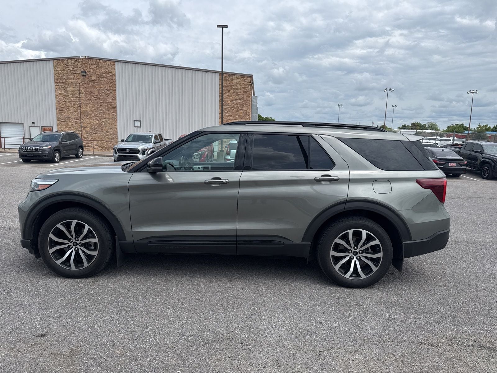 2020 Ford Explorer ST