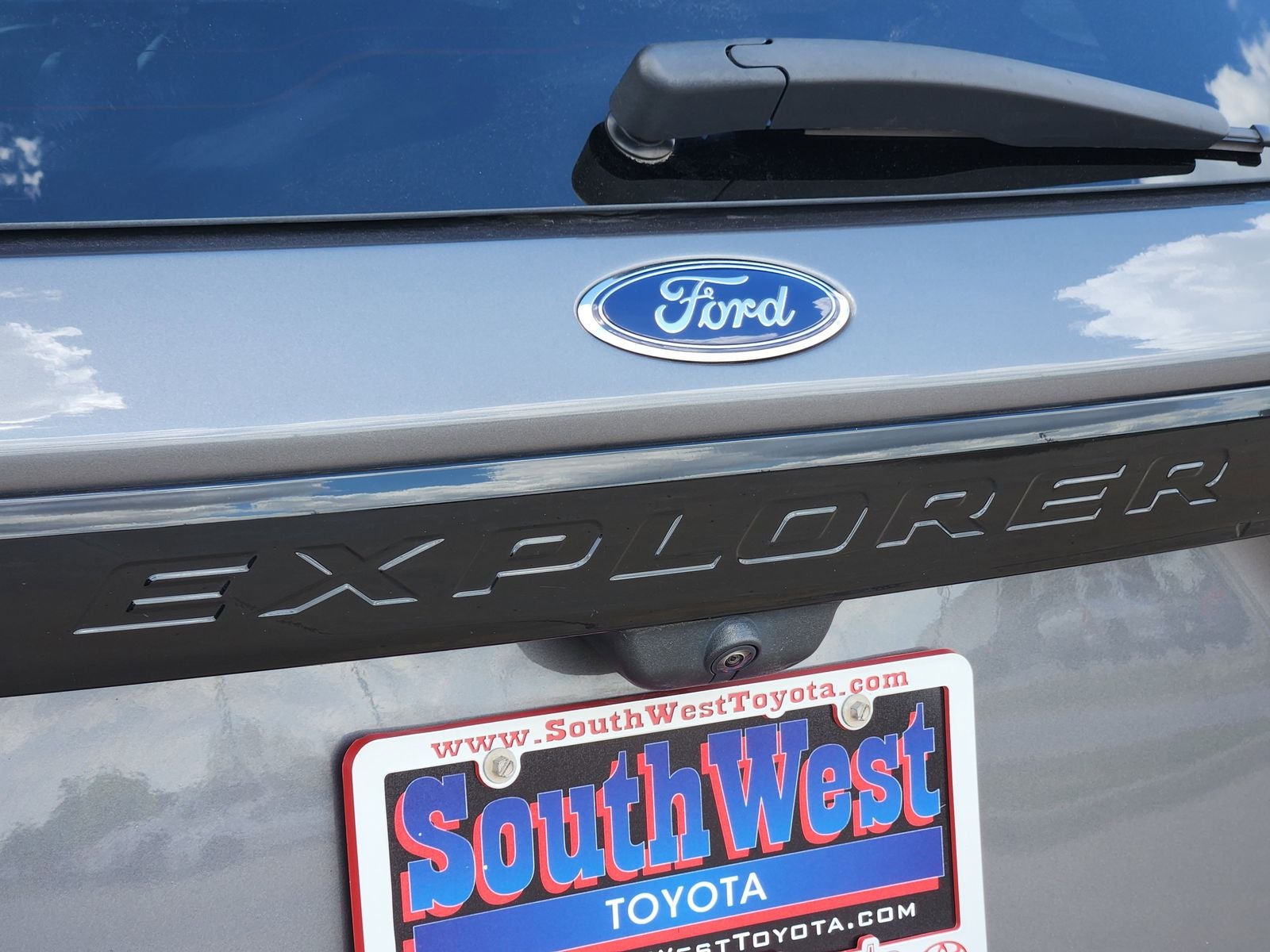 2023 Ford Explorer ST-Line