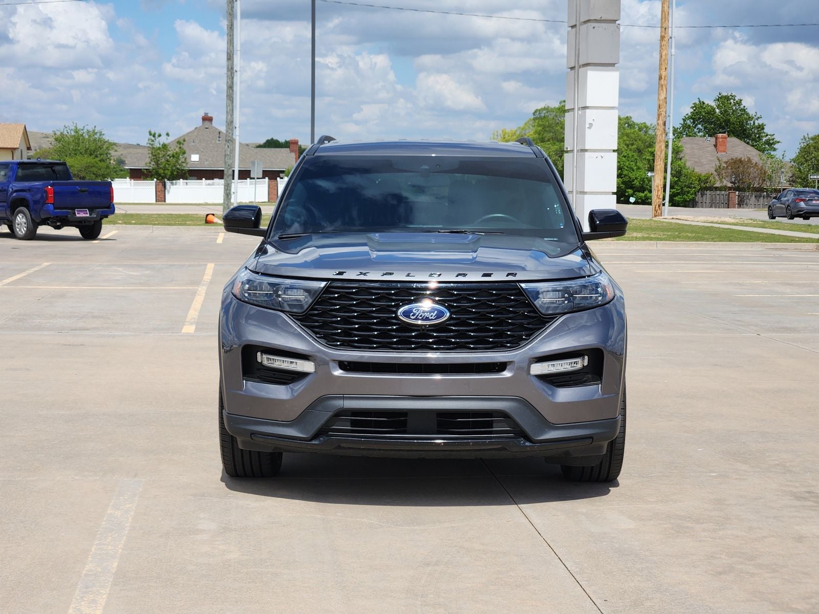 2023 Ford Explorer ST-Line