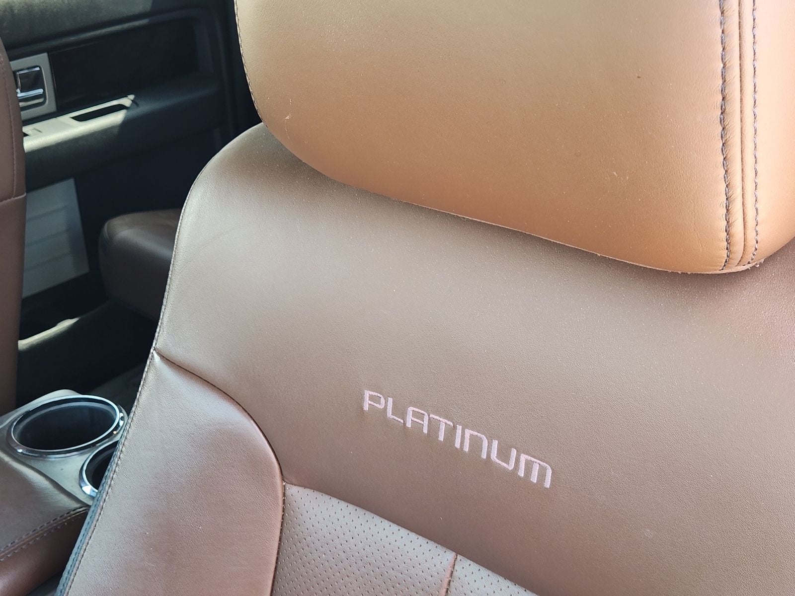 2014 Ford F-150 Platinum