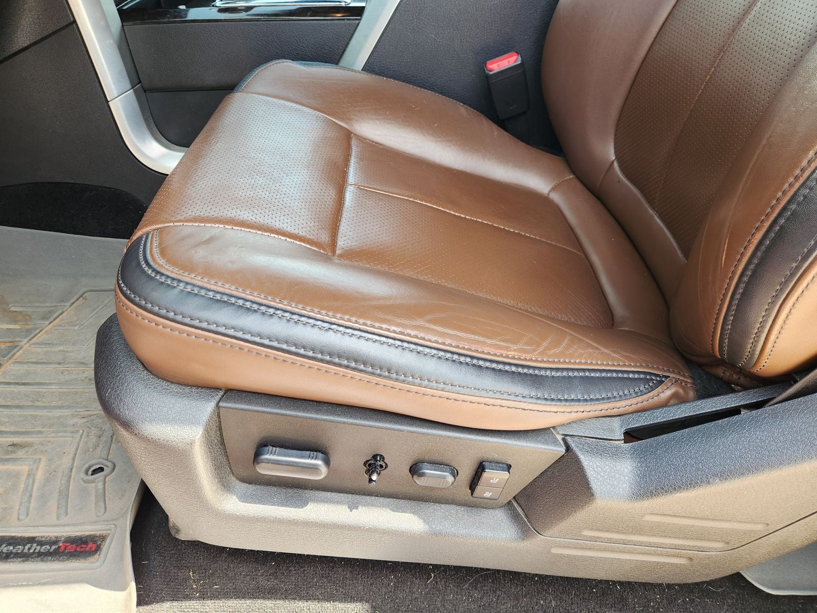 2014 Ford F-150 Platinum