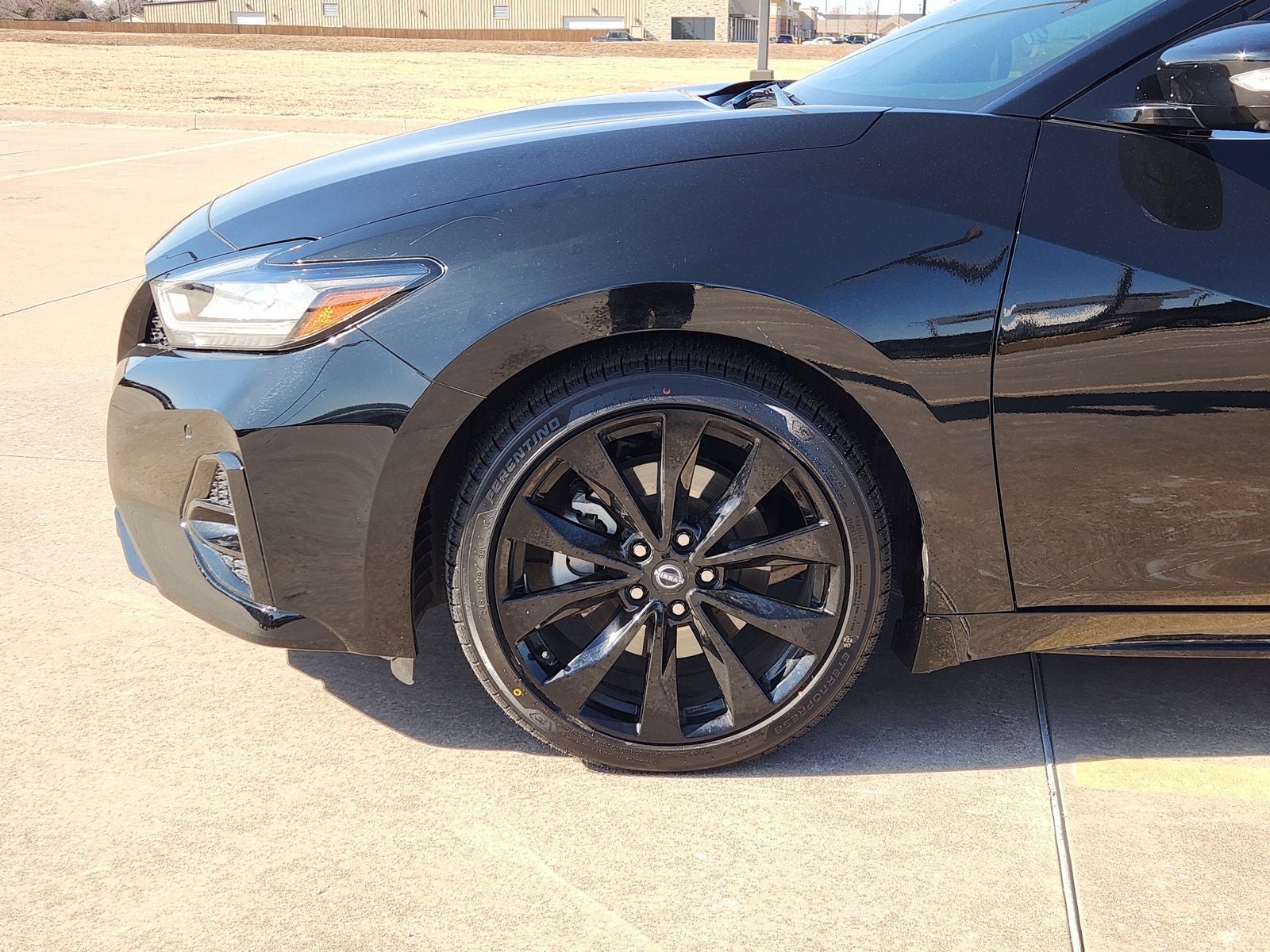 2023 Nissan Maxima SR