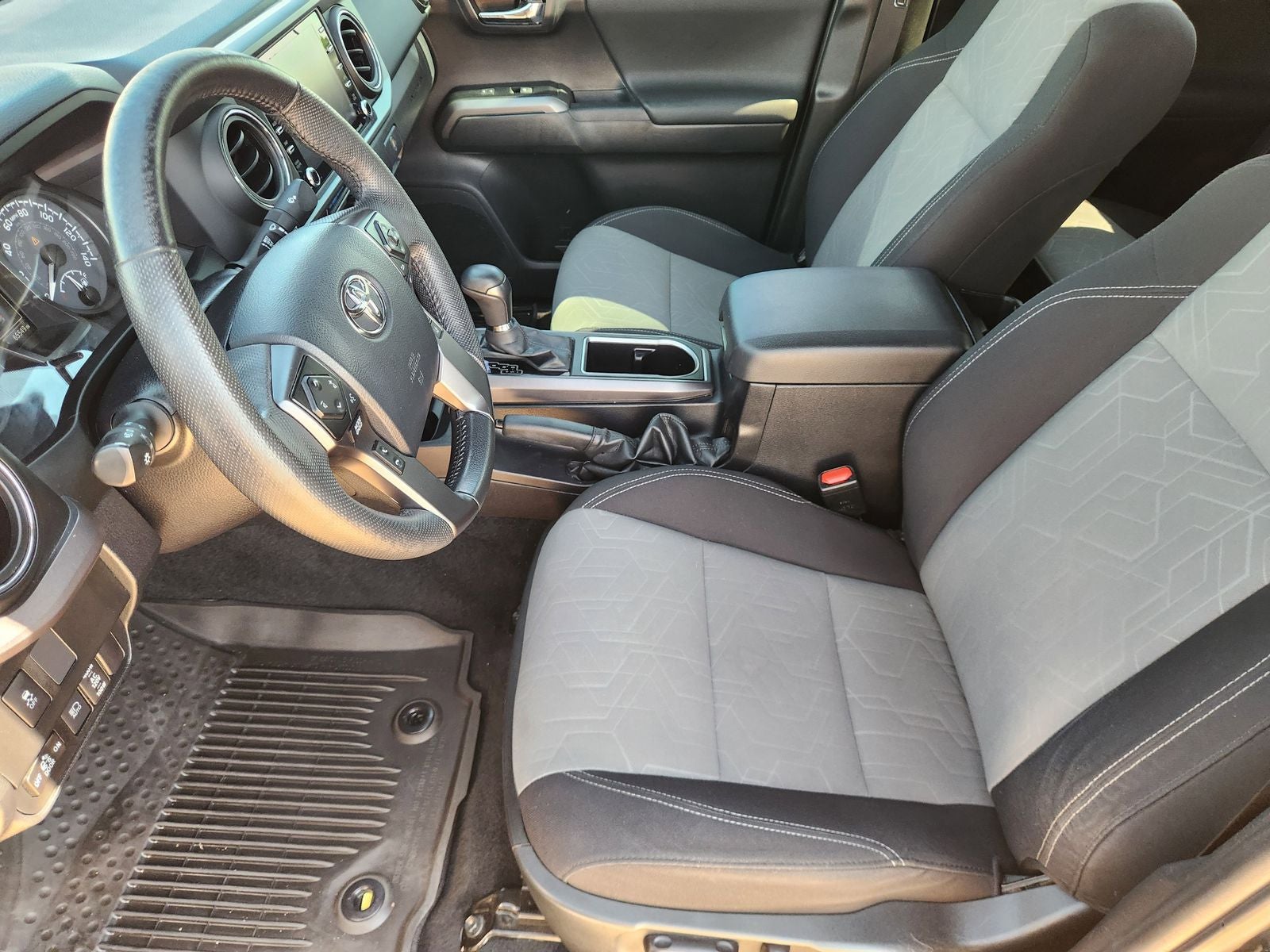 2023 Toyota Tacoma TRD Sport V6