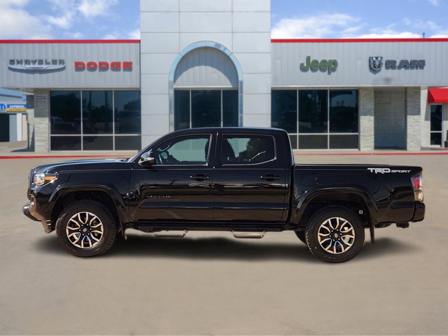 2023 Toyota Tacoma TRD Sport V6