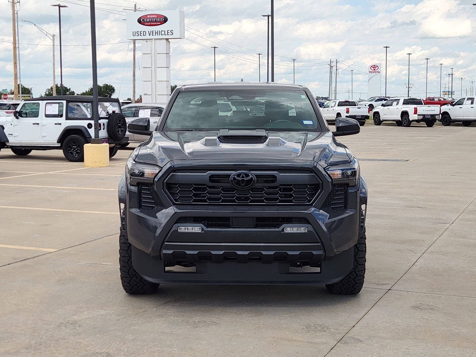 2025 Toyota Tacoma TRD Sport